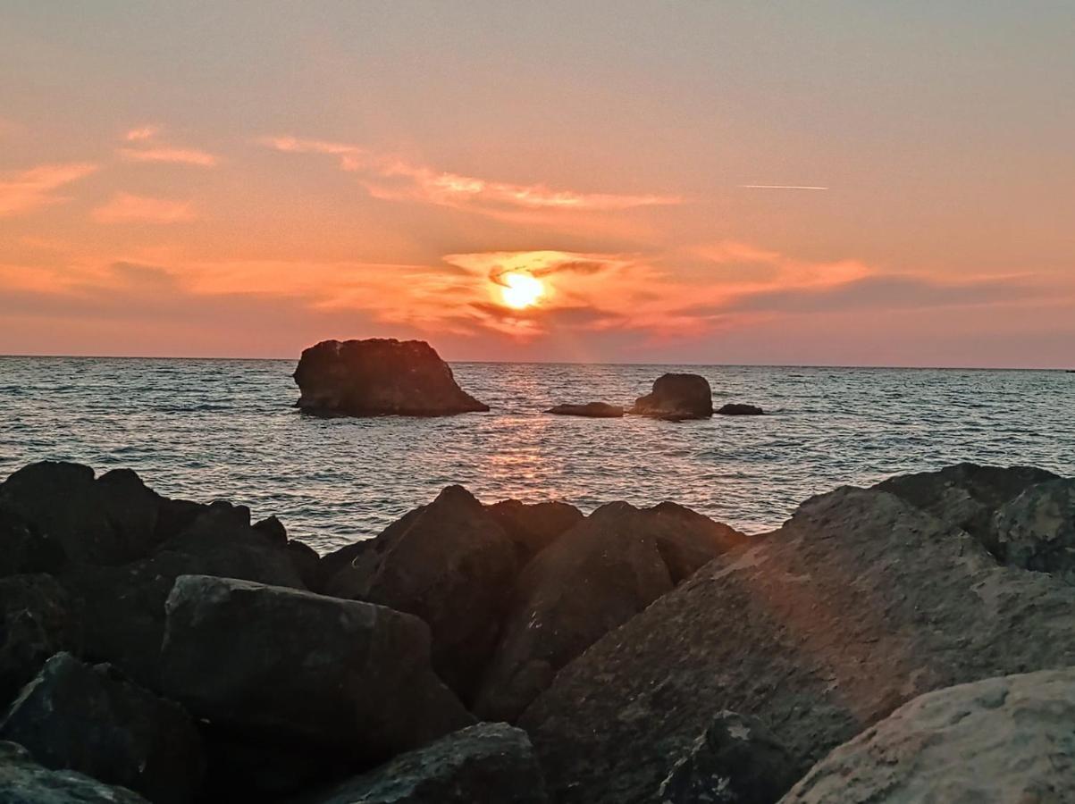 Aurorooms Affittacamere Scoglitti Buitenkant foto
